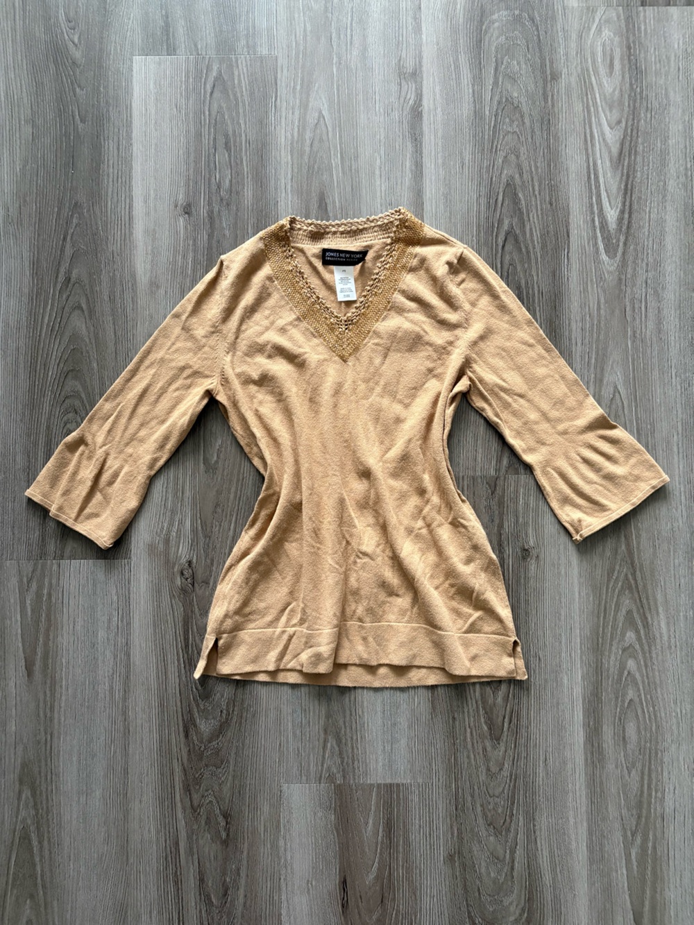 Jones New York Tan Quarter/Bell Sleeve  Top with Gold Beading Trim